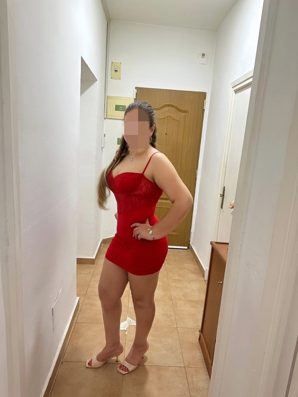 De tu nuevo tú rubia Por la zona bomba