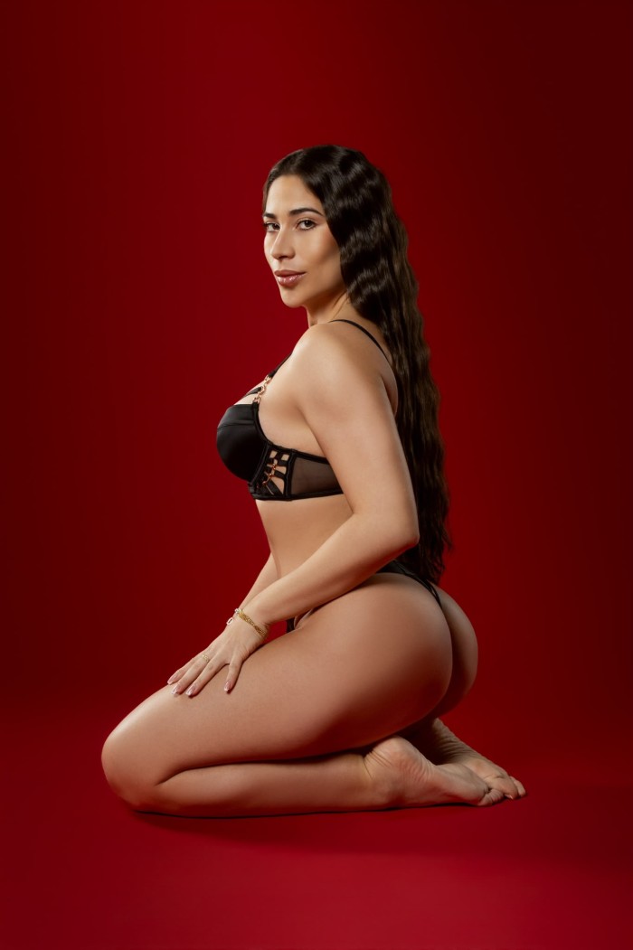 COQUETA DELICIOSA MUY CANDENTE EXPERTA EN TODO