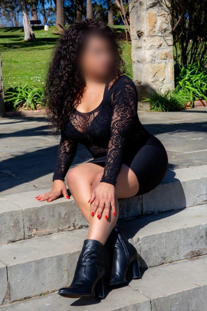 LESLY NOVEDAD UN CUERPO NACIDO PARA PECAR