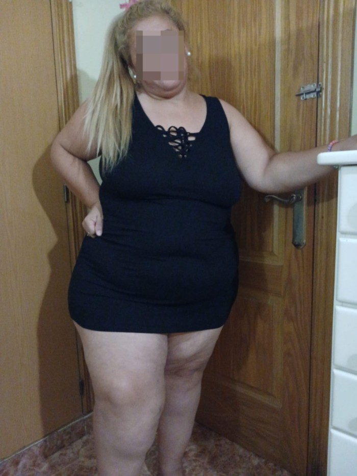 BOMBA DE SEXO COMPLACIENTE EN BENALMADENA