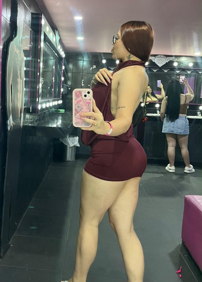 QUITAME MIS TANGUITAS CON LA BOCA EN LA MILAGROSA