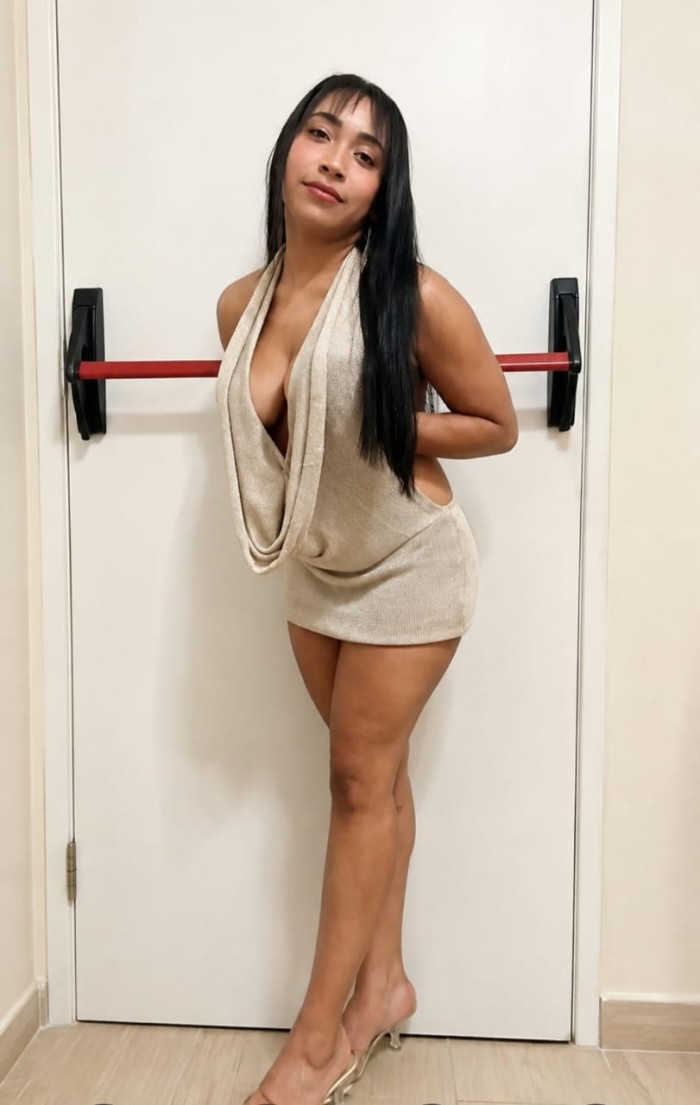 TU CHICA EDUCADA Y JUGUETONA ESTA EN REUS