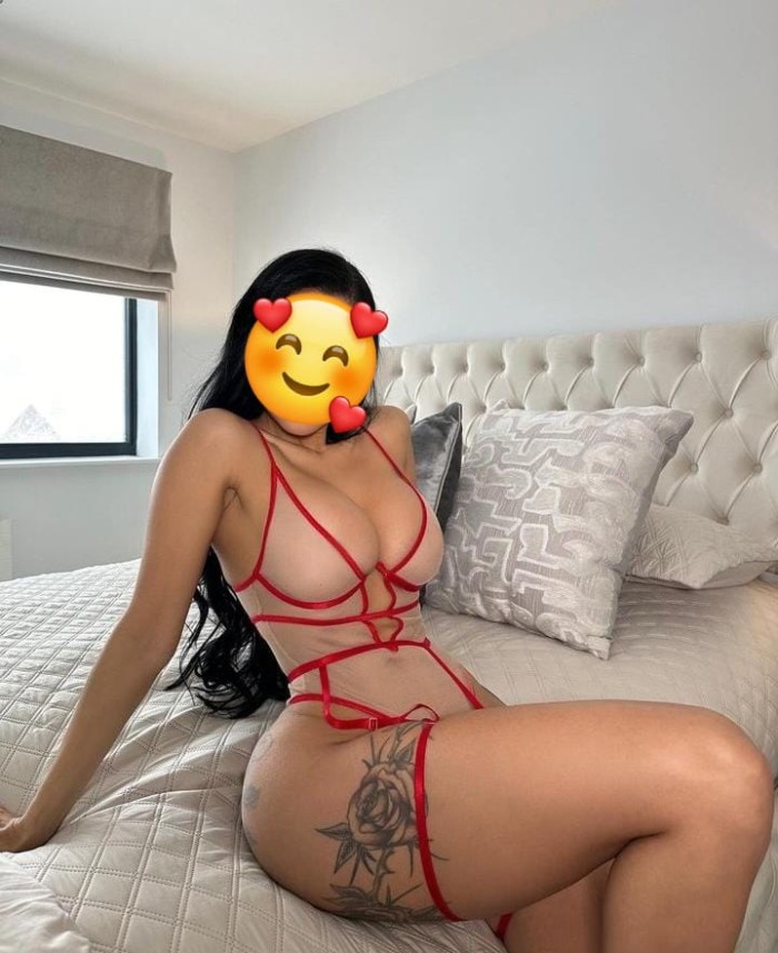 un chico con la polla grande para hacerme anal ven