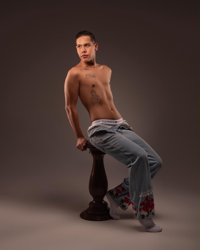 CHICO POLLON XXL UNIVERSITARIO