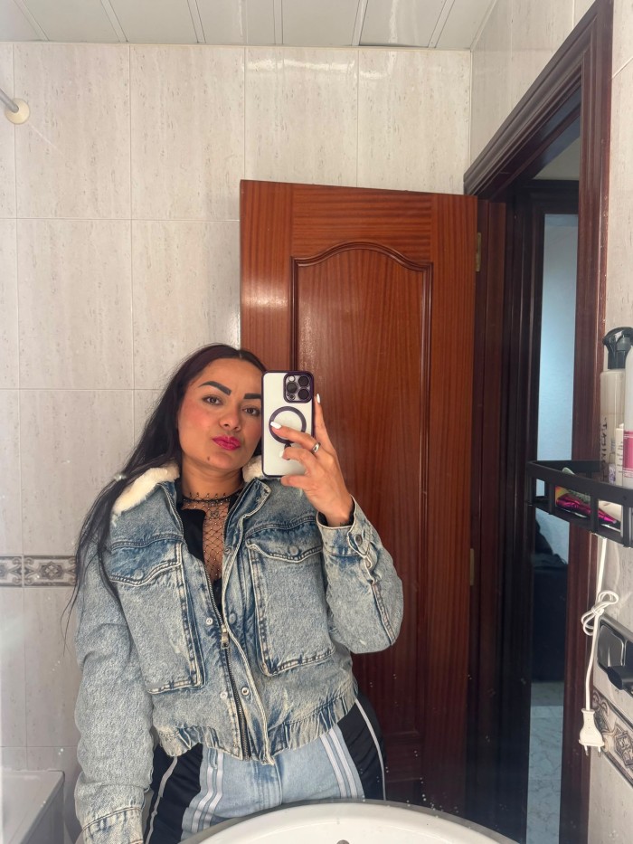 colombiana muy completa que te dará el mejor trato