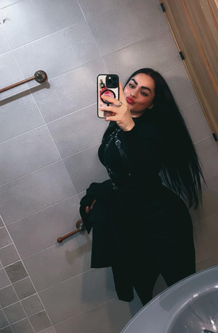 colombiana muy completa que te dará el mejor trato