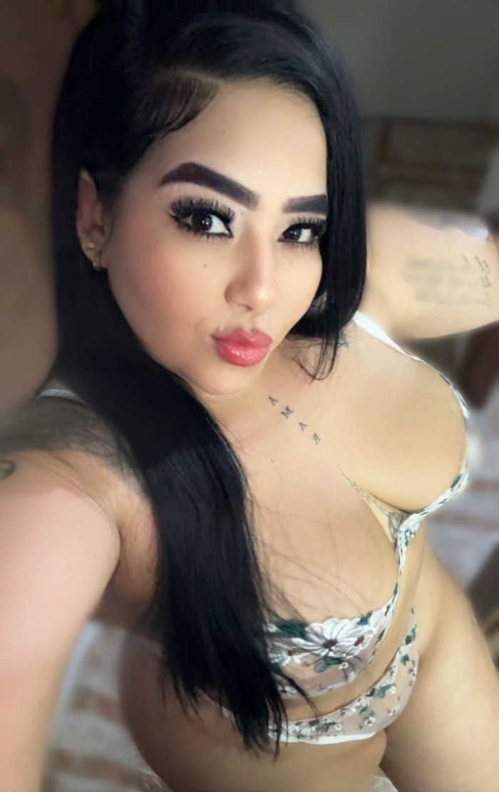 SEXY PERVERSA CHIQUILLA CACHONDA FIESTERA DE CURVAS UNICAS NOVEDAD VIP