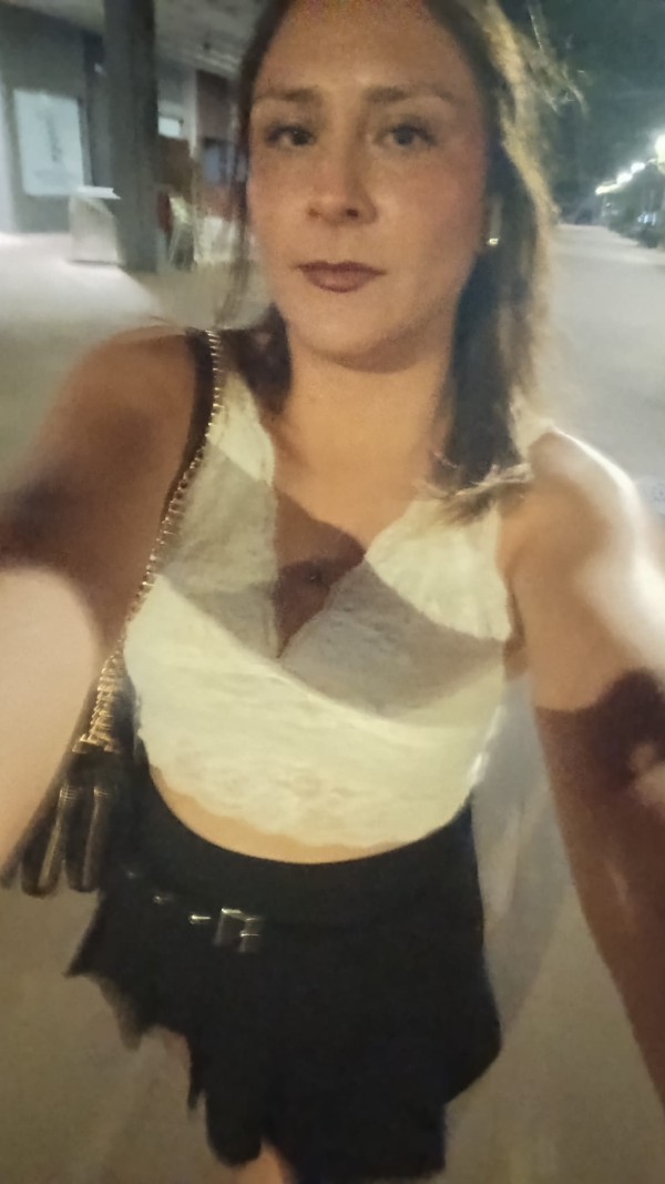 JAZMIN…BESOS..FRANCÉS…PAREJAS…NOCHES…..!!!