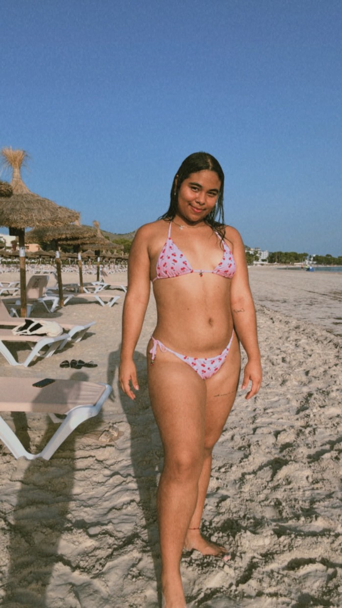 CHICA EXPLOSIVA EN ZONA DISCRETA DE BURRIANA