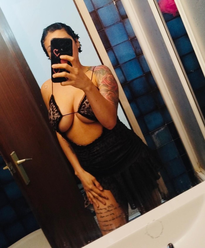 SOFÍA NOVEDAD JOVEN ARDIENTE BRASILEIRA PIEL DORADA