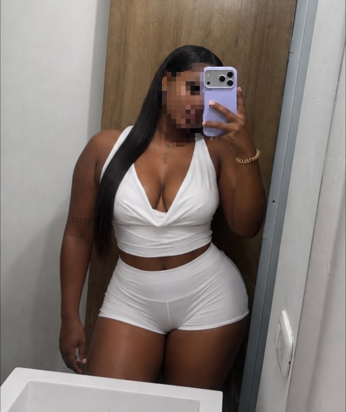ARDIENTE SENSUAL COMPLACIENTE DIOSA DEL SEXO
