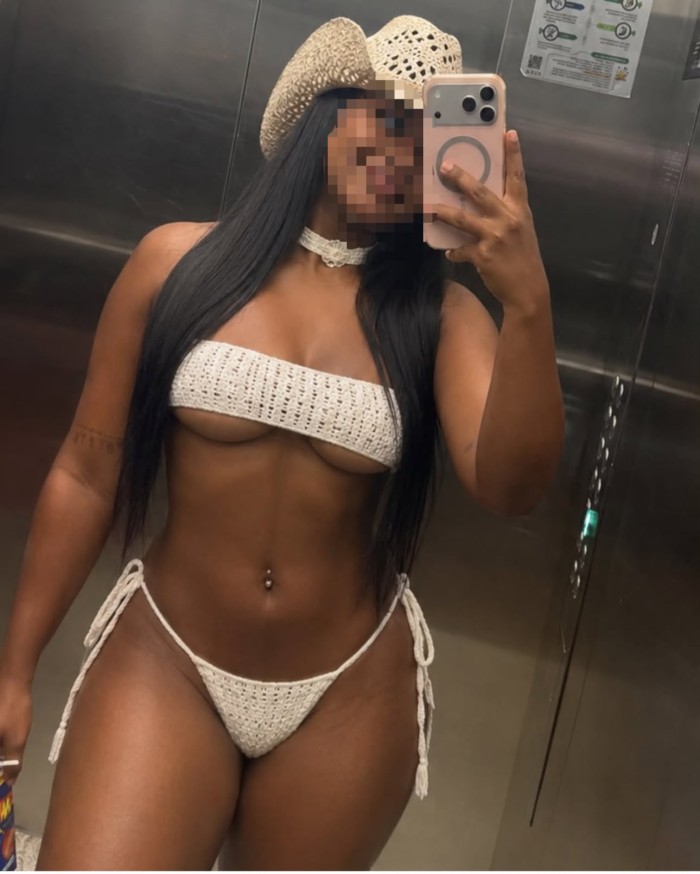 ARDIENTE SENSUAL COMPLACIENTE DIOSA DEL SEXO