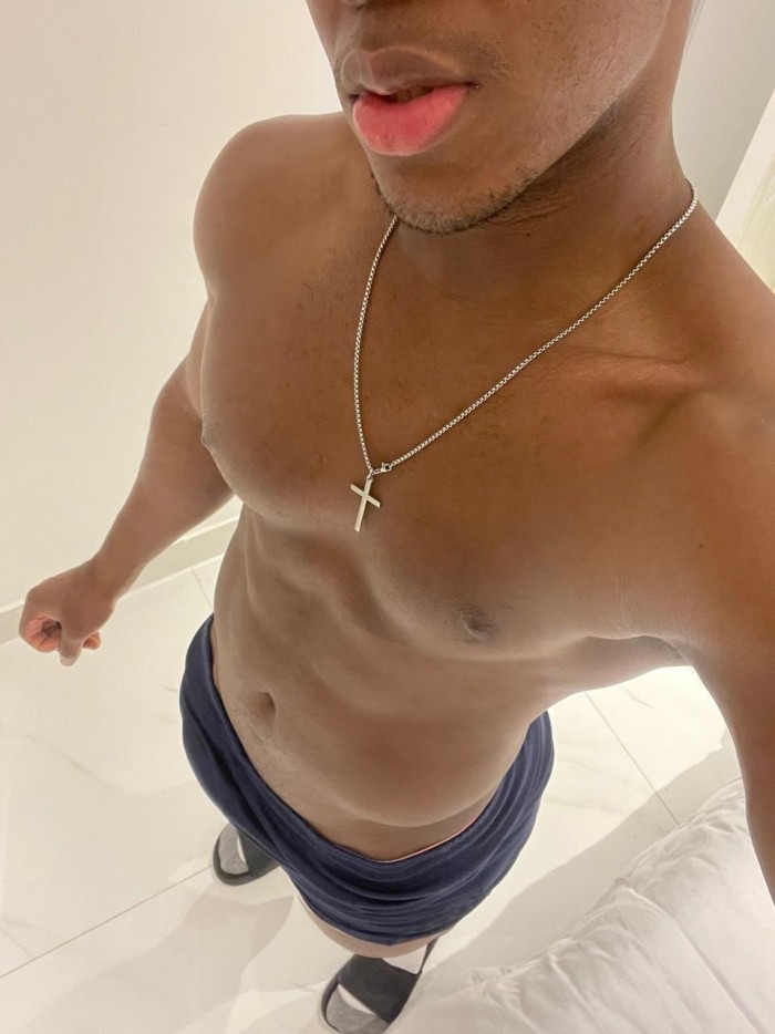 Marlon Chico joven de BADALONA