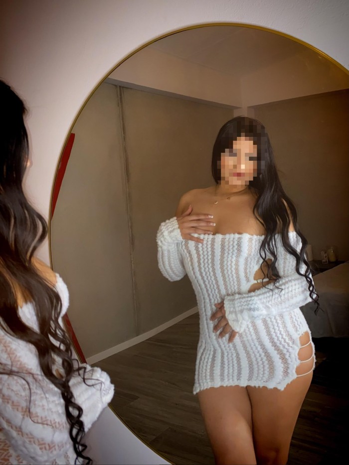 JUGUETONA ARRECHA TODA UNA DIABLITA EN LA CAMA