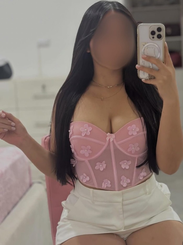 CACHONDA LUJURIOSA ENTREGADA ANSIOSA DE PLACER