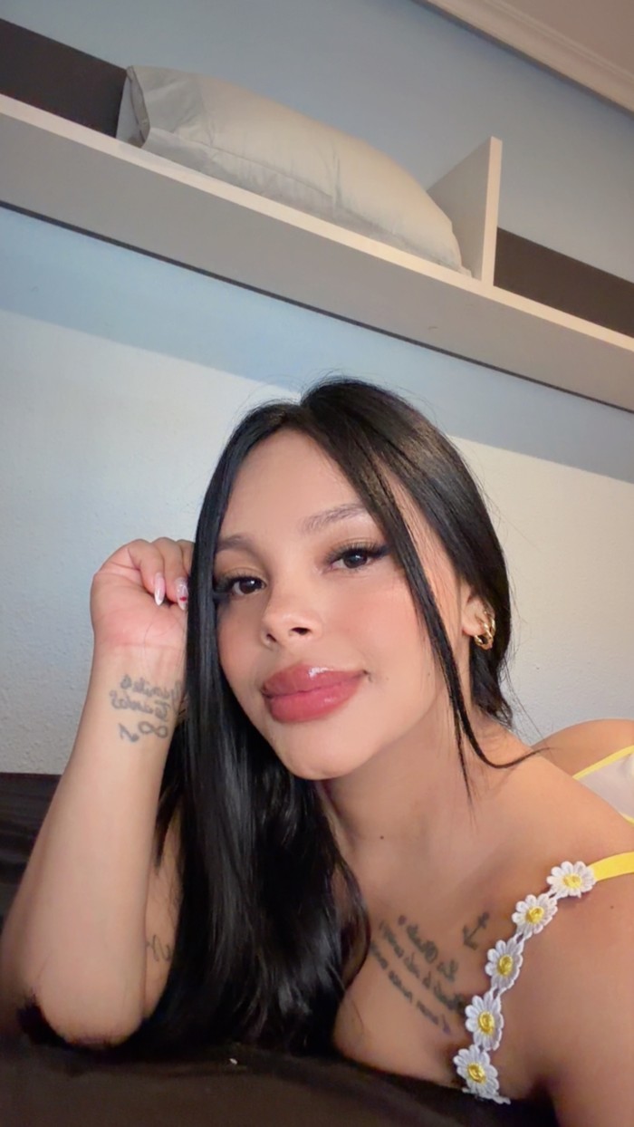MELAN LA COLOMBIANA MAS CALIENTE Y FIESTERA.