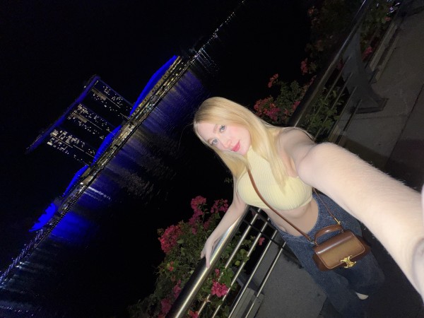 JAZMIN Miel que susurra al oido