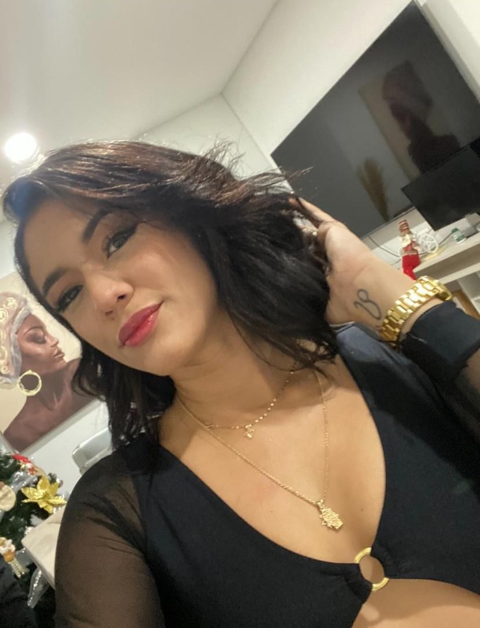 EN BARREDA SEXY LATINA DISPUESTA A COMPLACERTE, 642428998