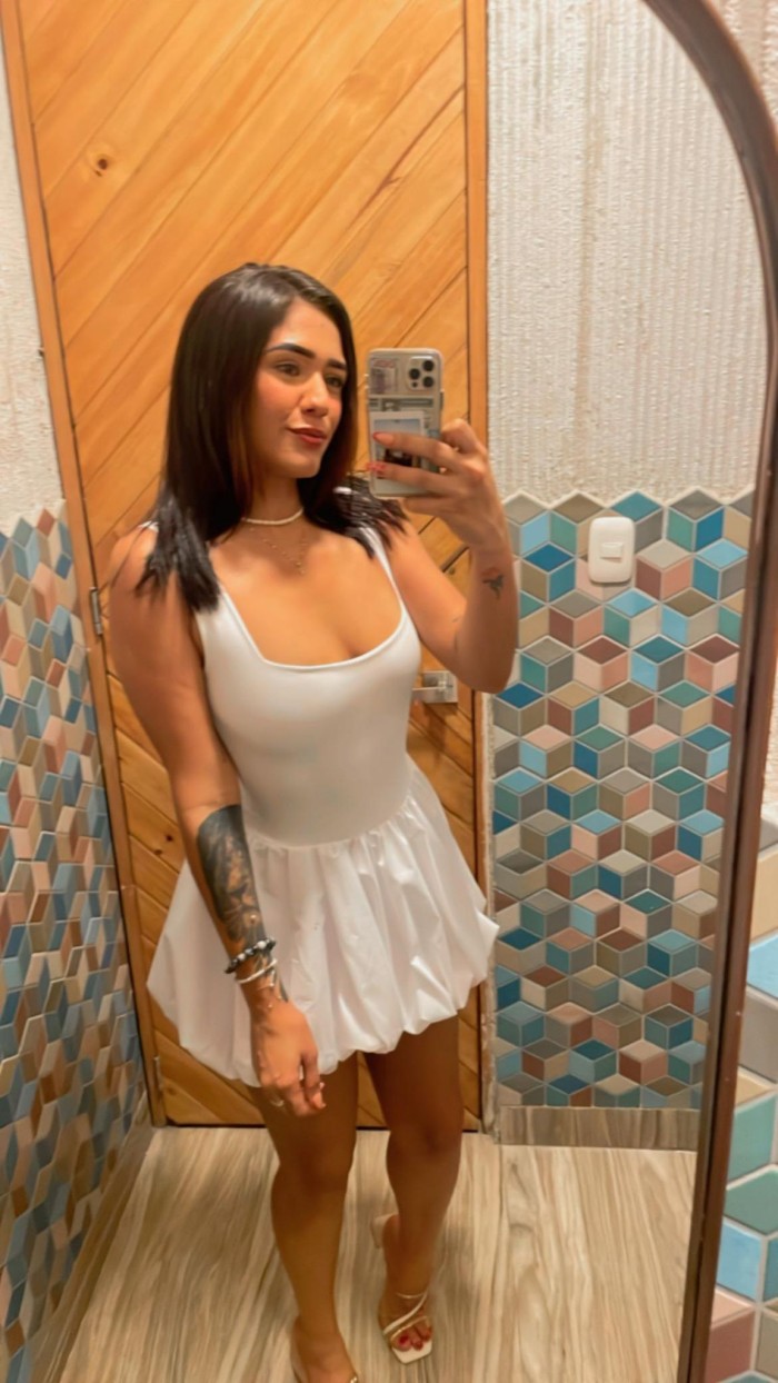 EN BARREDA SEXY LATINA DISPUESTA A COMPLACERTE, 642428998