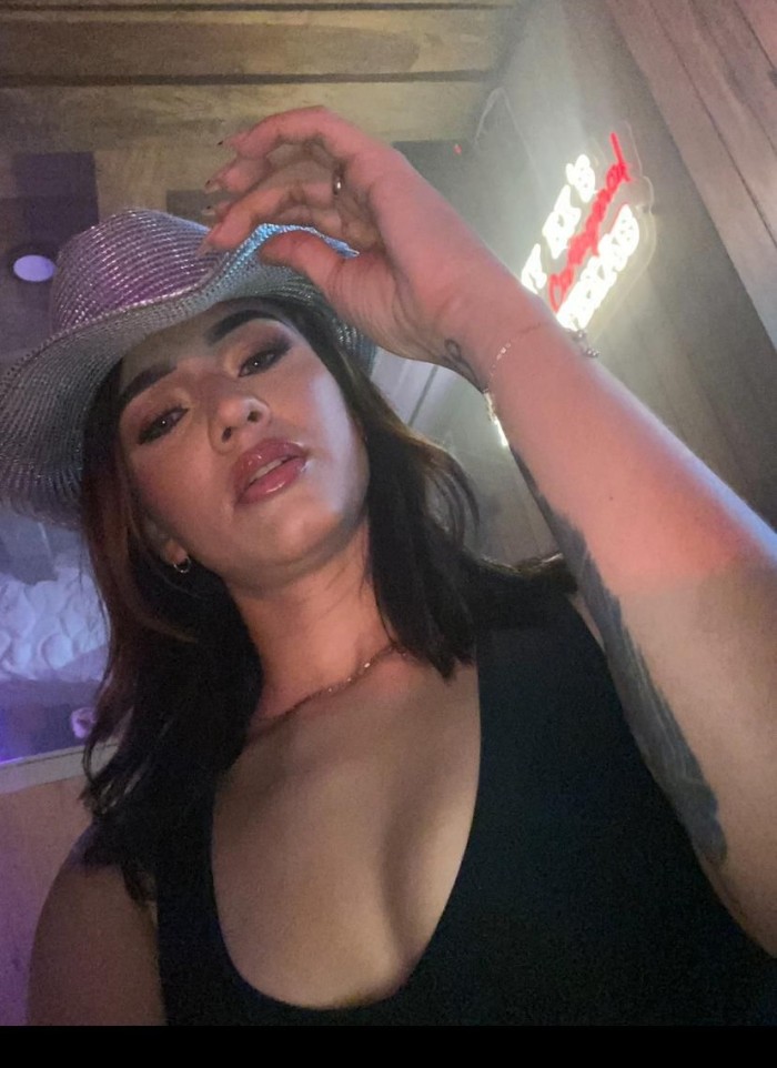 EN BARREDA SEXY LATINA DISPUESTA A COMPLACERTE, 642428998