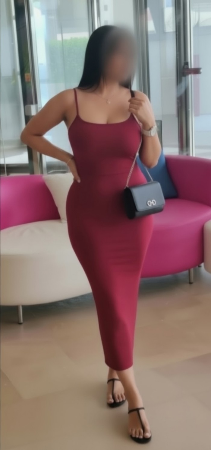 COLOMBIANA CULONA EN GETAFE TB SALIDAS