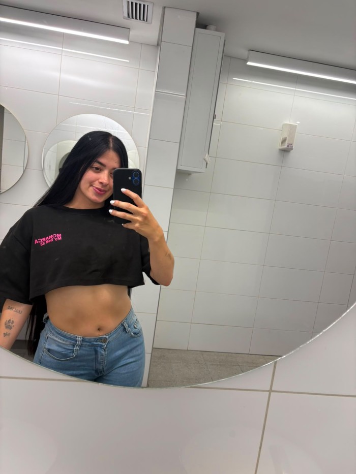 BOMBA DE SEXO FIESTERA COMPLACIENTE A TOPE