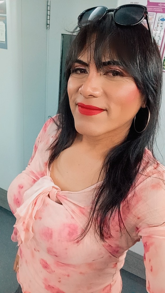 Sólo ago salidas amores,últimos dias versátil activa soy bien warra,cachoda