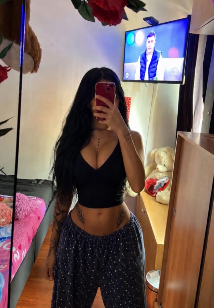 NOVEDAD ZORRITA MUY DELICIOSA Y FIESTERA 24H