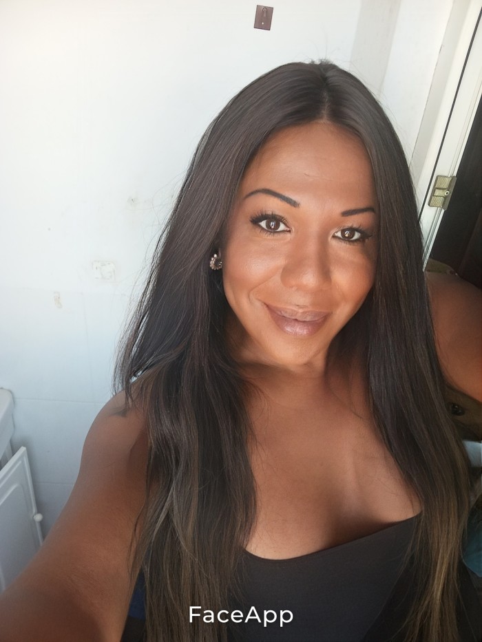 Trans Nicole massagem relajante depilación intima