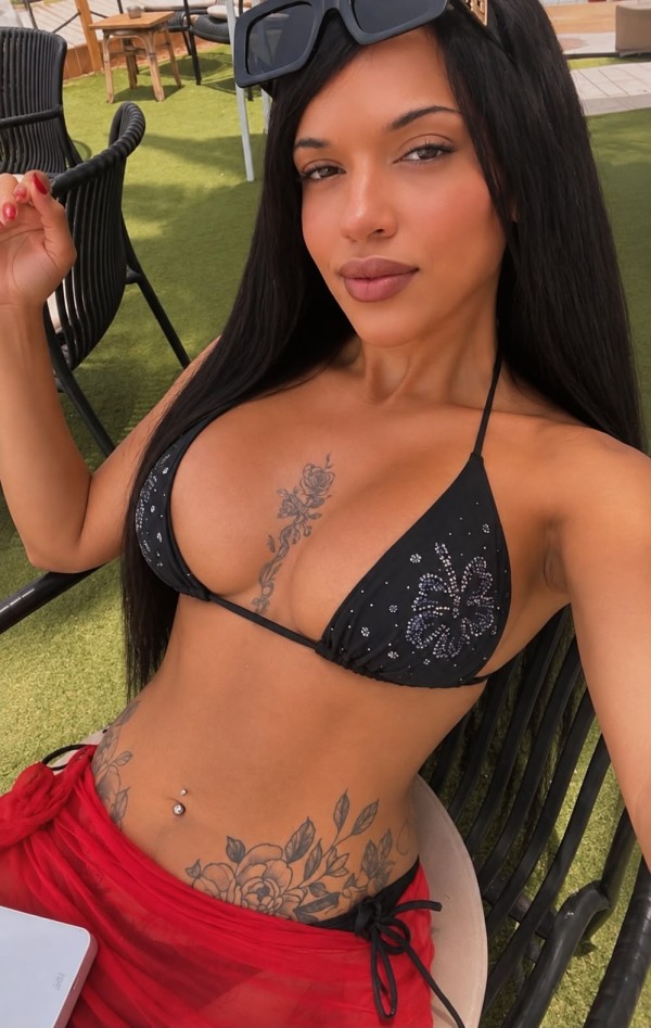 Joven travesti en Samantha