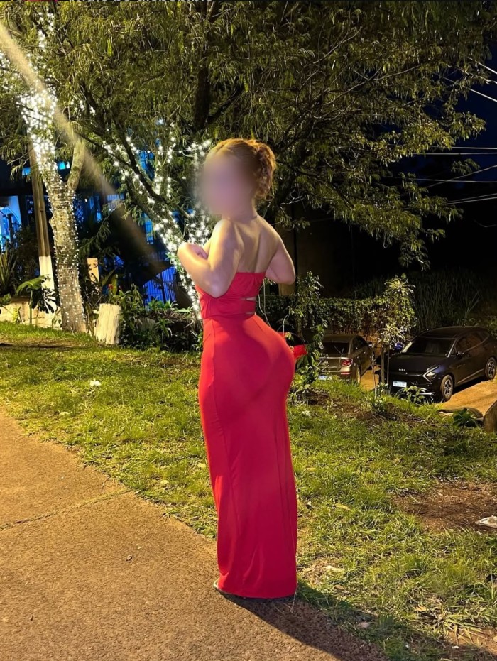 BELLA CHIQUILLA SEXY CACHONDA DE CURVAS PERFECTAS PARA TU PALADAR NOVEDAD