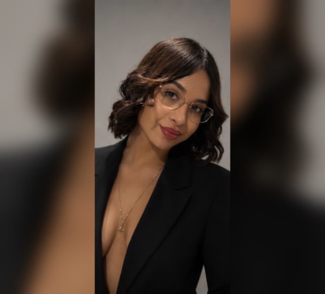 Cataleya joven elegante y femenina en Palma de Mallorca