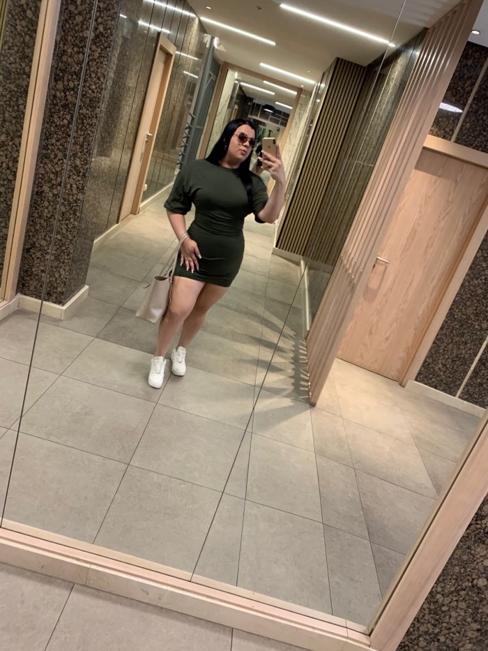 Trans súper femenina y elegante