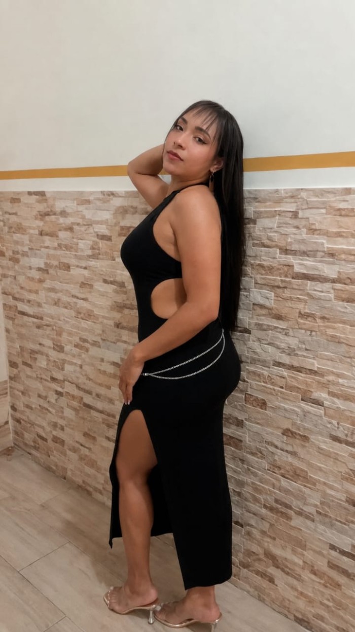DELICIOSA LUJURIOSA IMPLICADA CACHONDA COMPLACIENT