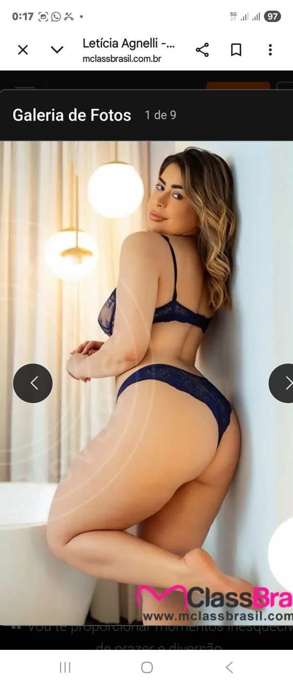 Colombiana joven y cuerpo y zorra