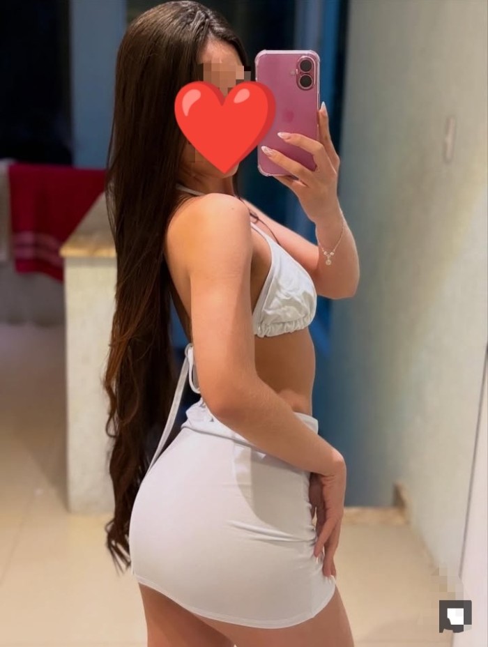 Chiquilla cachonda Hot