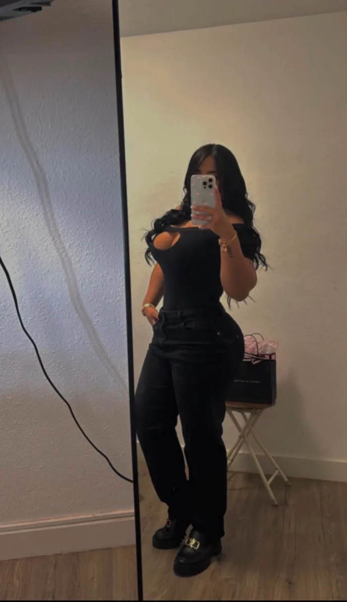 674432766 belleza pasión y seducción sin límites..