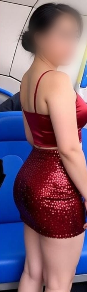 GUAPÍSIMA super guarra y caliente, FOLLAMOS AHORA?