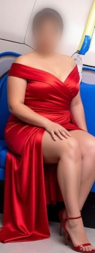 GUAPÍSIMA super guarra y caliente, FOLLAMOS AHORA?