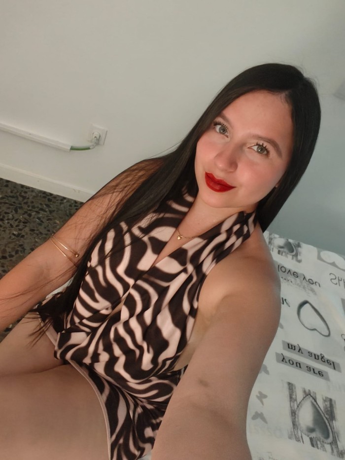 QUITAME MIS TANGUITAS CON LA BOCA EN MALAGA CENTRO