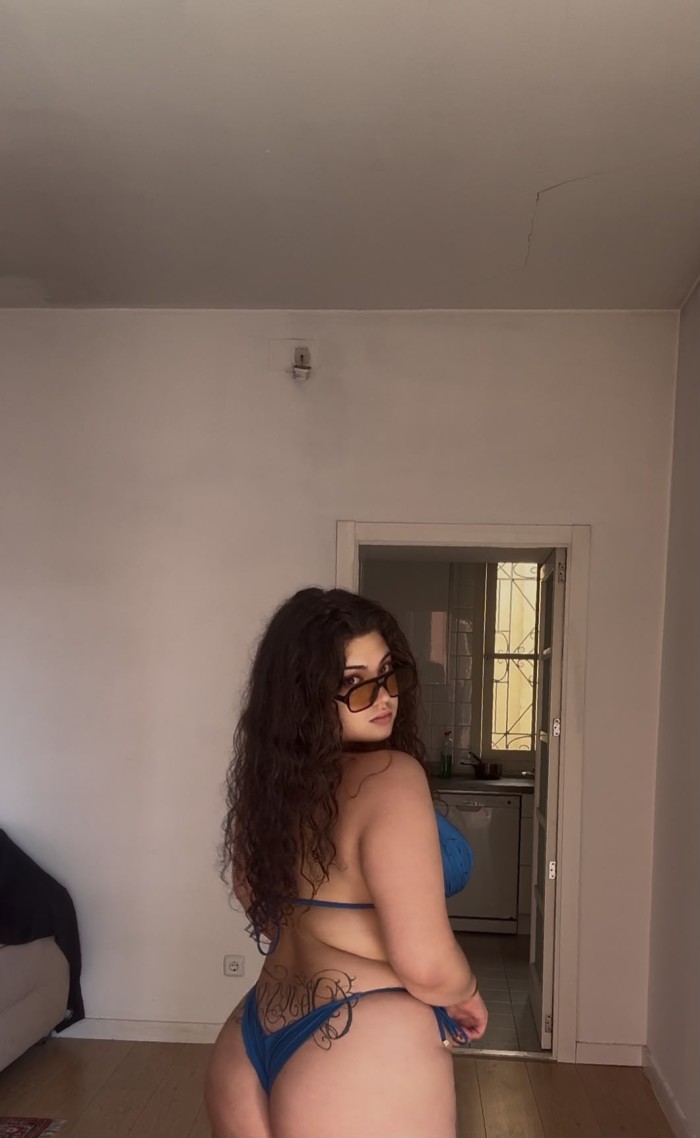 EN PALMA DE MALLORCA FACEFUCK EXQUISITO REINA SEXY