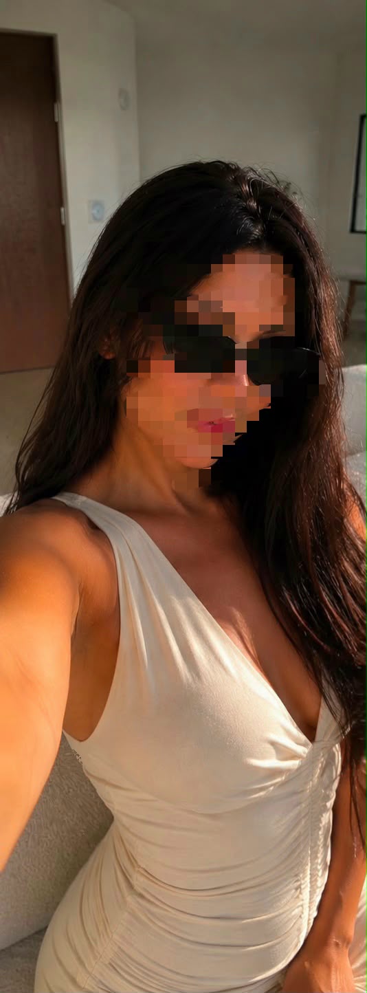 Morena jovencita 100% natural