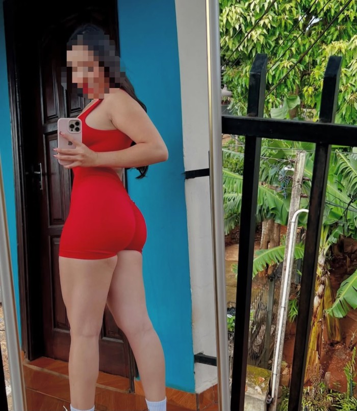 NALGUEAME FUERTE MIENTRAS TE CORRES DE LUJO