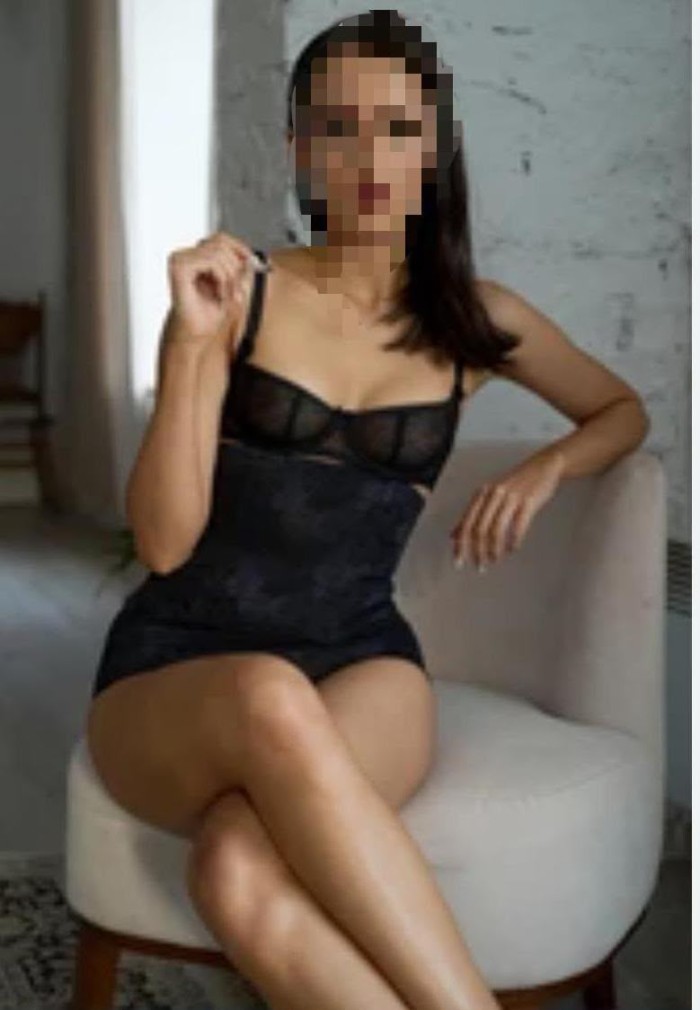 LATINA ARDIENTE, IMPLICADA EN PLAYA D´EN BOSSA