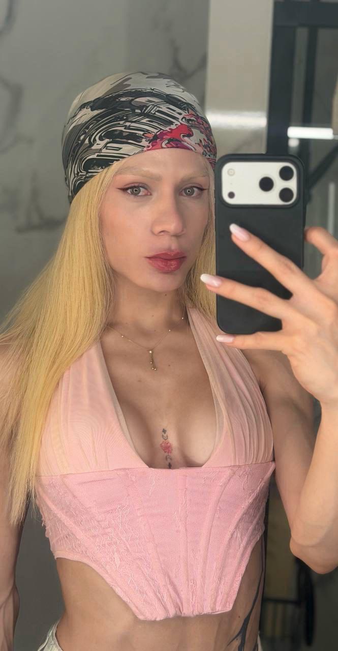 VICIO TOTAL VIVETE UNA PORNO CONMIGO