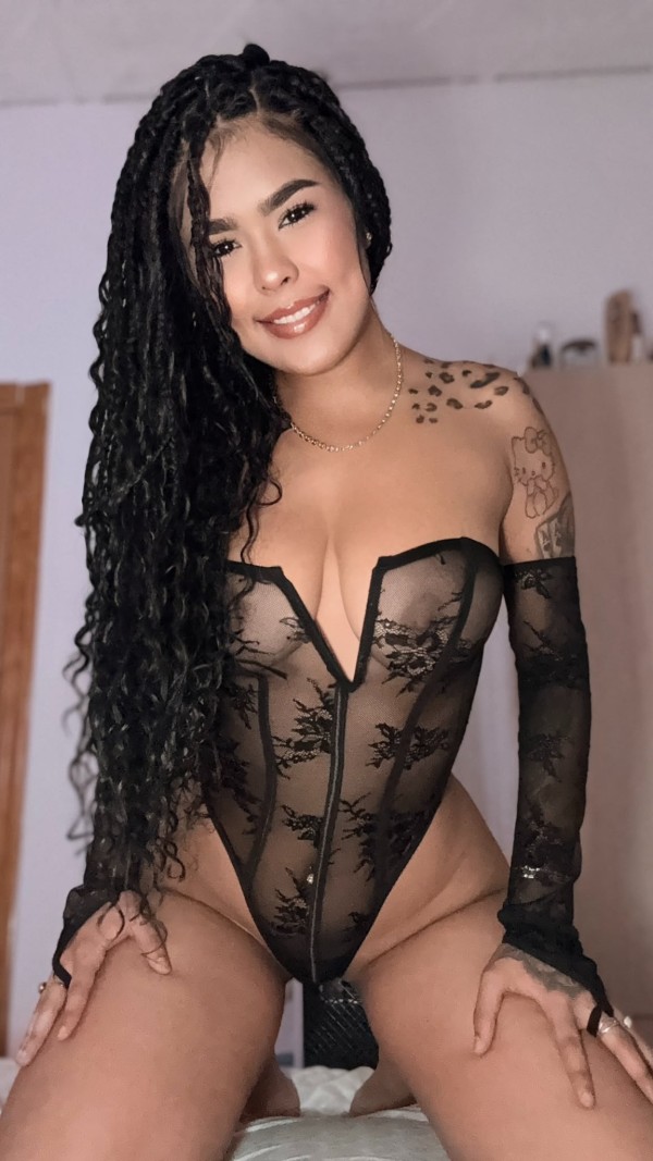 UNICA COMPLACIENTE SENSUAL BOMBA DE SEXO