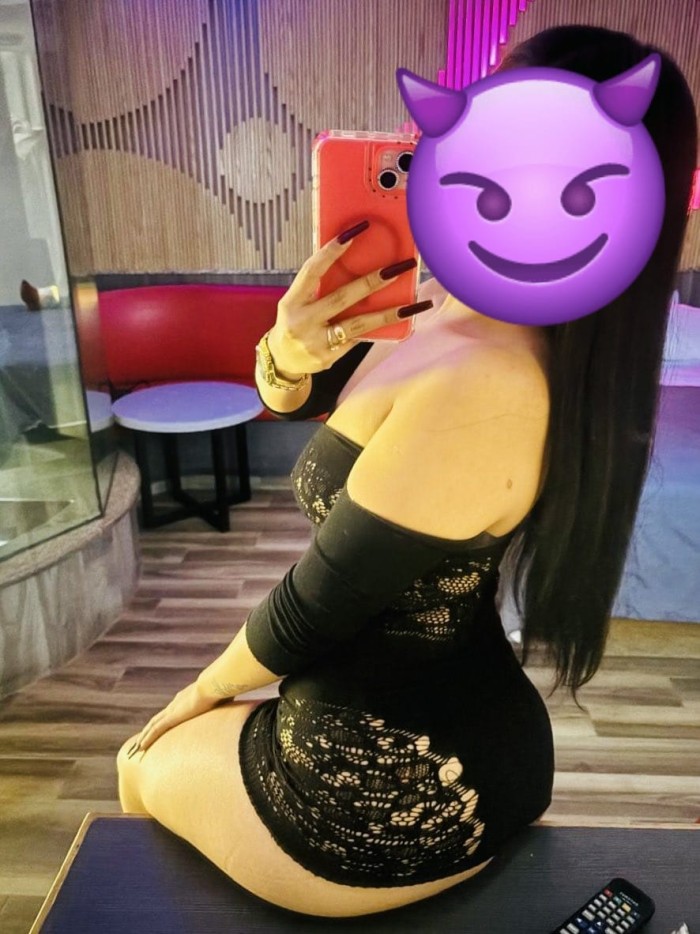 LUJURIOSA CACHONDA MORBOSA ARDIENTE SIN APUROS