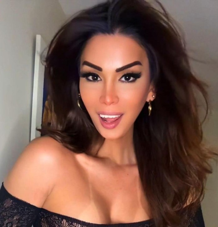 LUNNA ALICANTE CAPITAL CHICA TRANS LUJIRIA SEXO