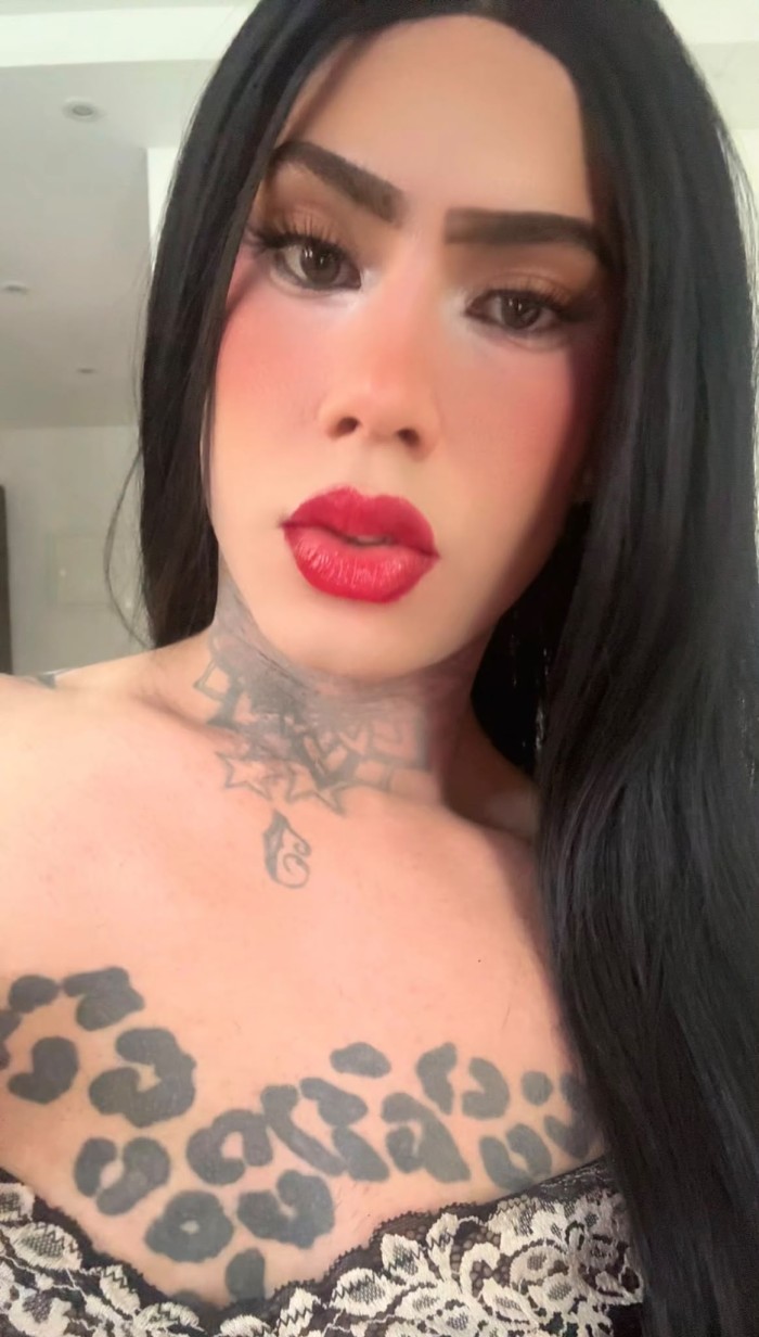 te doy biberon traviesa sexo cañero la tengo dura
