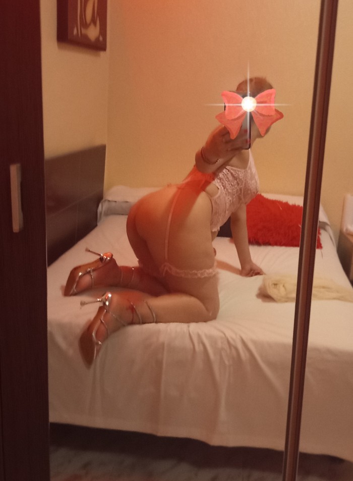 NUEVA EN TU ZONA- RUBIA MADURITA COÑITO VELLUDO –